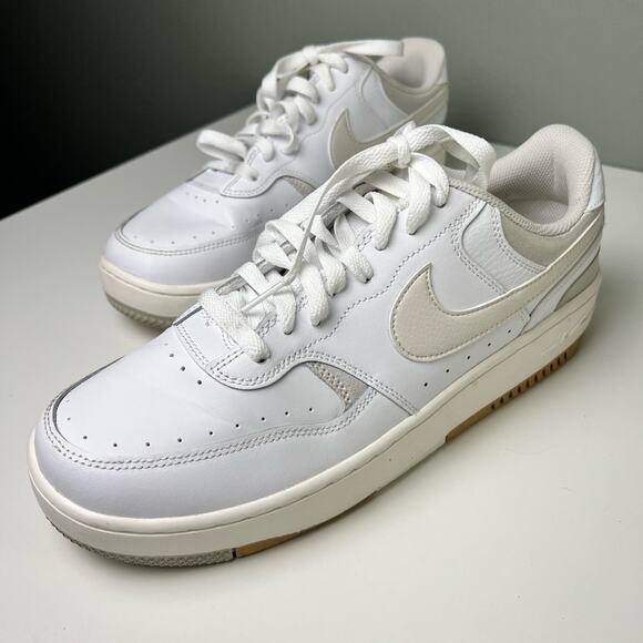 Nike Men's White and Tan Athletic Shoes - Picture 6 of 12